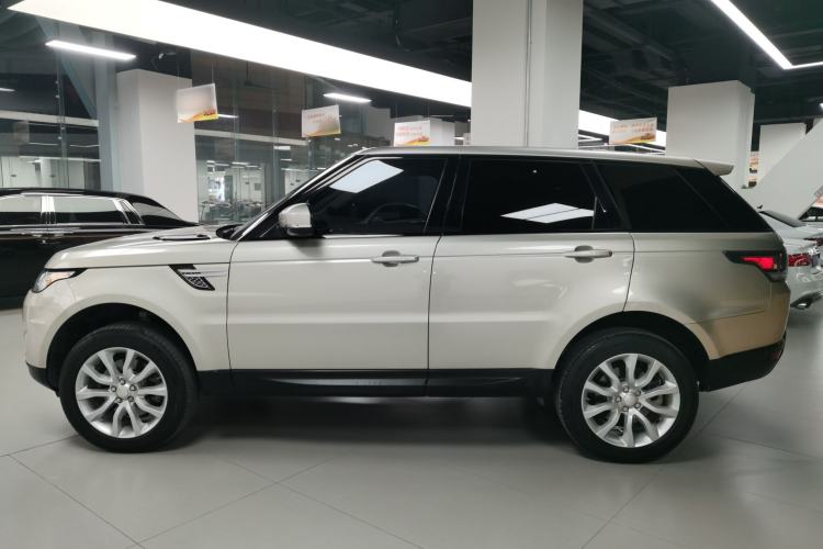 Used Land Rover Range Sport 2014 3.0T V6 Gasoline Version U.S. Specification Exterior 3