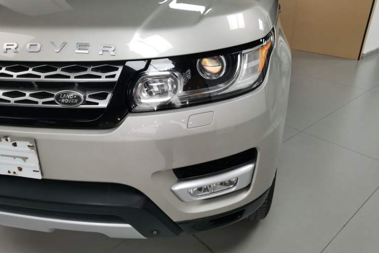 Used Land Rover Range Sport 2014 3.0T V6 Gasoline Version U.S. Specification Left Front Headlight