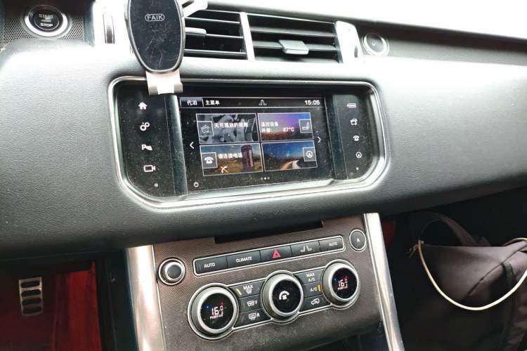 Used Land Rover Range Sport 2015 3.0 SC V6 HSE DYNAMIC Audio And AC Panel