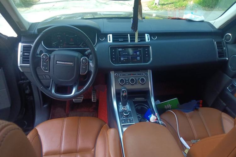 Used Land Rover Range Sport  Center Console