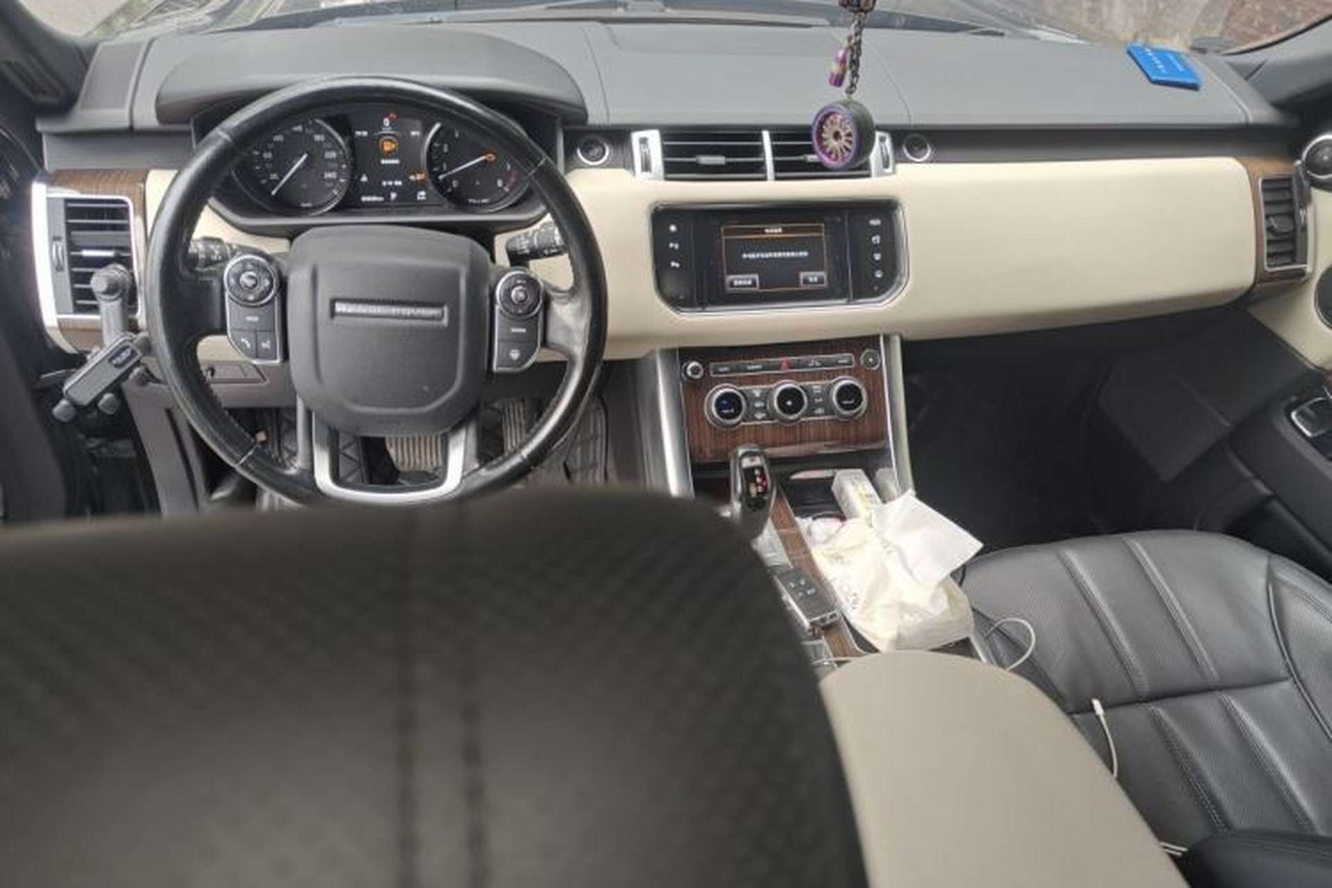 Used Land Rover Range Sport  Center Console