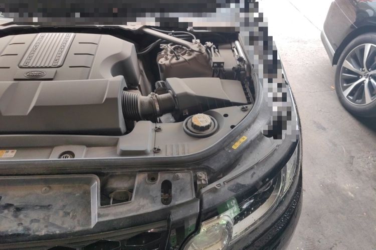 Used Land Rover Range Sport 2015 3.0 SC V6 HSE DYNAMIC Engine Bay Left