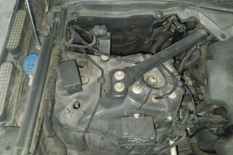 Used Land Rover Range Sport 2015 3.0 V6 HSE Gasoline – Middle East Version Engine Bay Right
