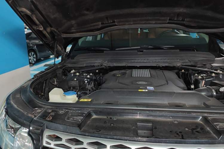 Used Land Rover Range Sport  Engine Bay Right
