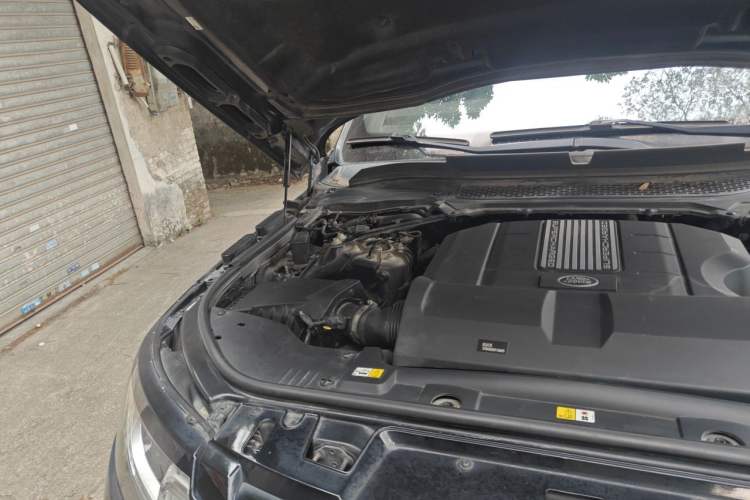 Used Land Rover Range Sport  Engine Bay Right