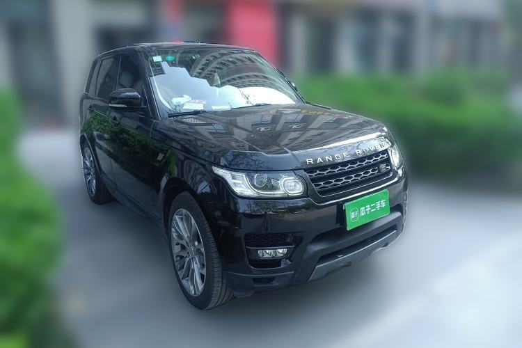 Used Land Rover Range Sport  Front Right 45 Deg