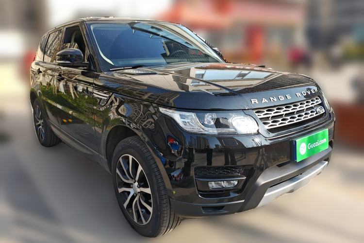 Used Land Rover Range Sport 2015 3.0 SC V6 HSE Front Right 45 Deg