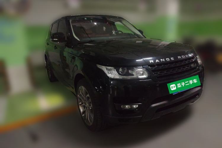 Used Land Rover Range Sport 2015 3.0 SDV6 HSE DYNAMIC Front Right 45 Deg