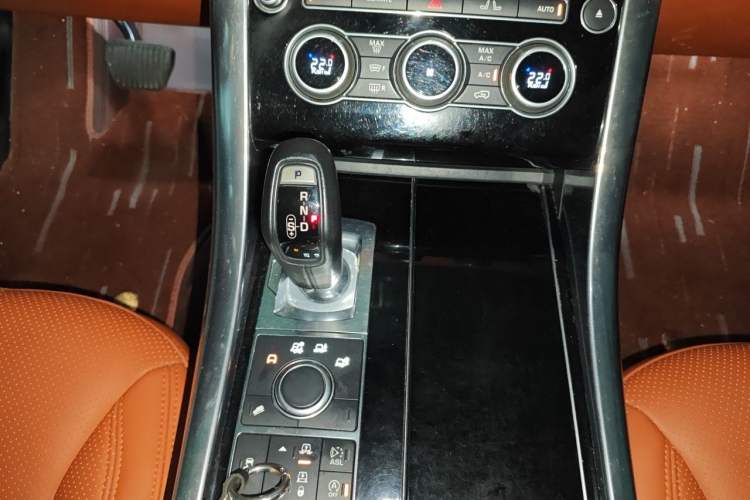 Used Land Rover Range Sport  Gear Lever