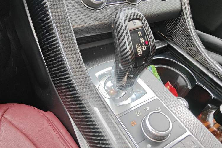 Used Land Rover Range Sport 2015 3.0 SC V6 HSE DYNAMIC Gear Lever