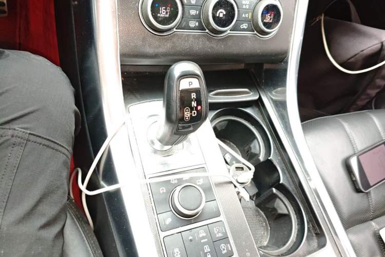 Used Land Rover Range Sport 2015 3.0 SC V6 HSE DYNAMIC Gear Lever