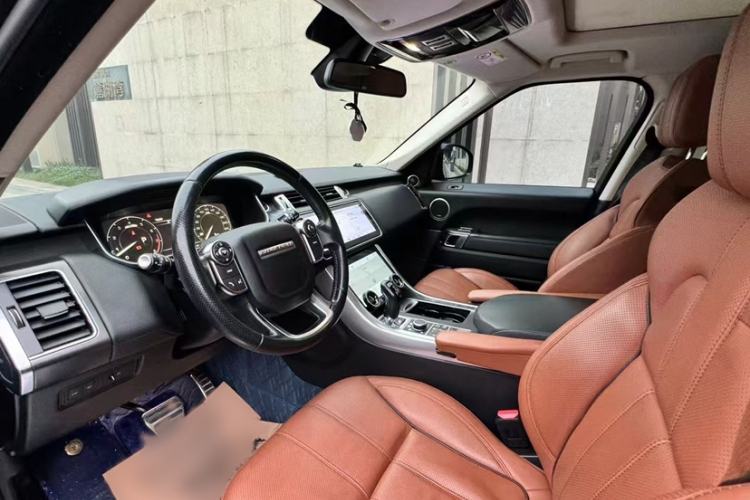 Used Land Rover Range Sport 2015 3.0 SC V6 HSE DYNAMIC Interior 3