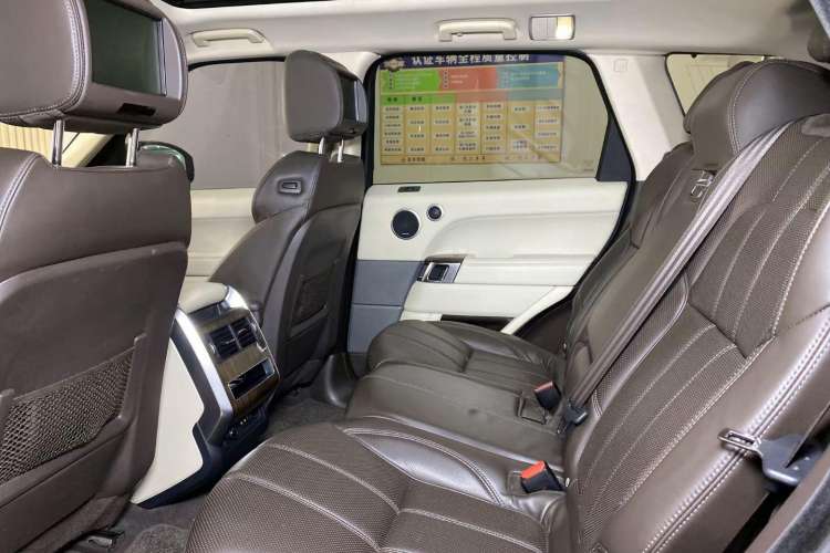 Used Land Rover Range Sport 2015 3.0 SC V6 HSE Interior 3