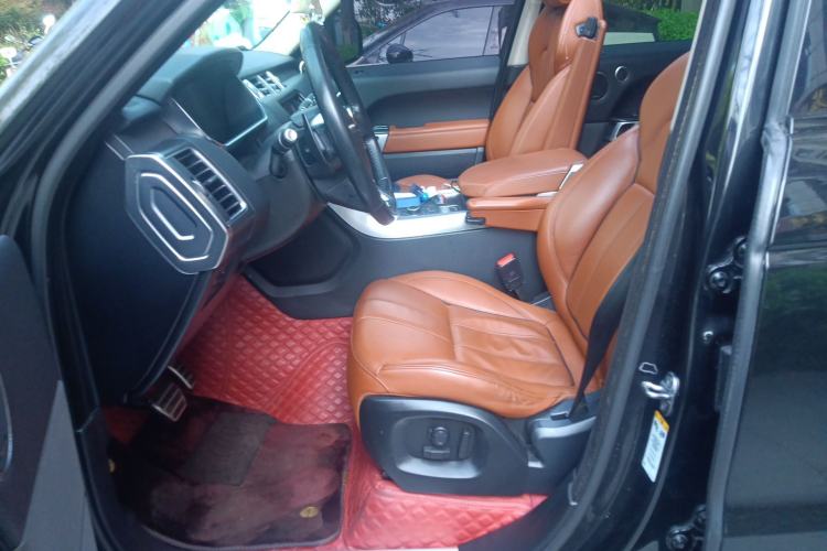 Used Land Rover Range Sport  Left Front Seat