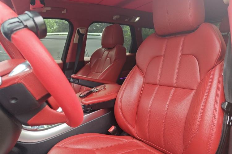 Used Land Rover Range Sport  Left Front Seat