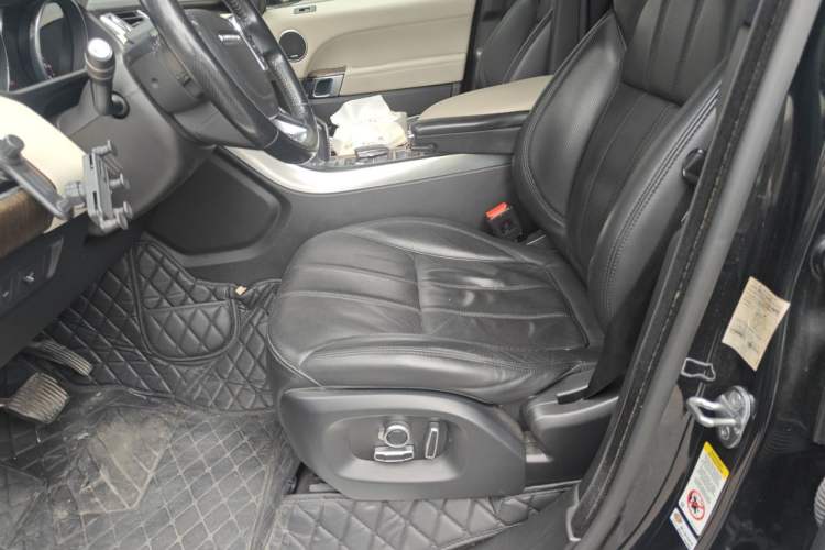 Used Land Rover Range Sport  Left Front Seat