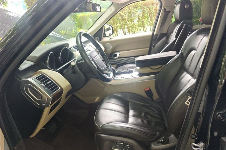 Used Land Rover Range Sport  Left Front Seat