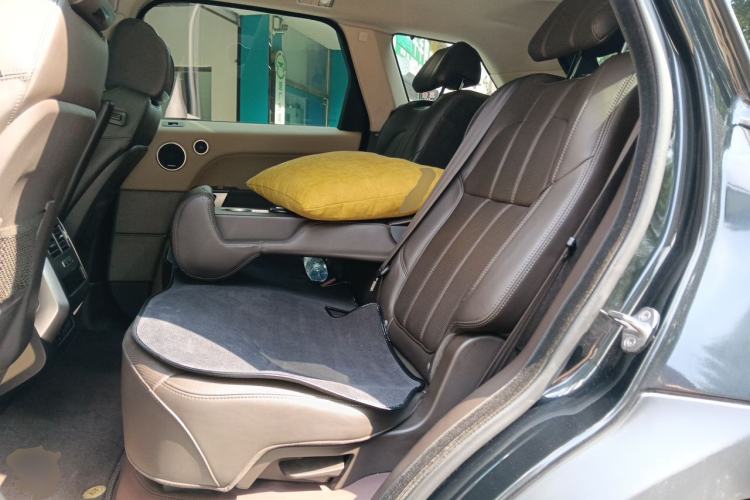 Used Land Rover Range Sport 2015 3.0 SDV6 HSE Left Rear Seat