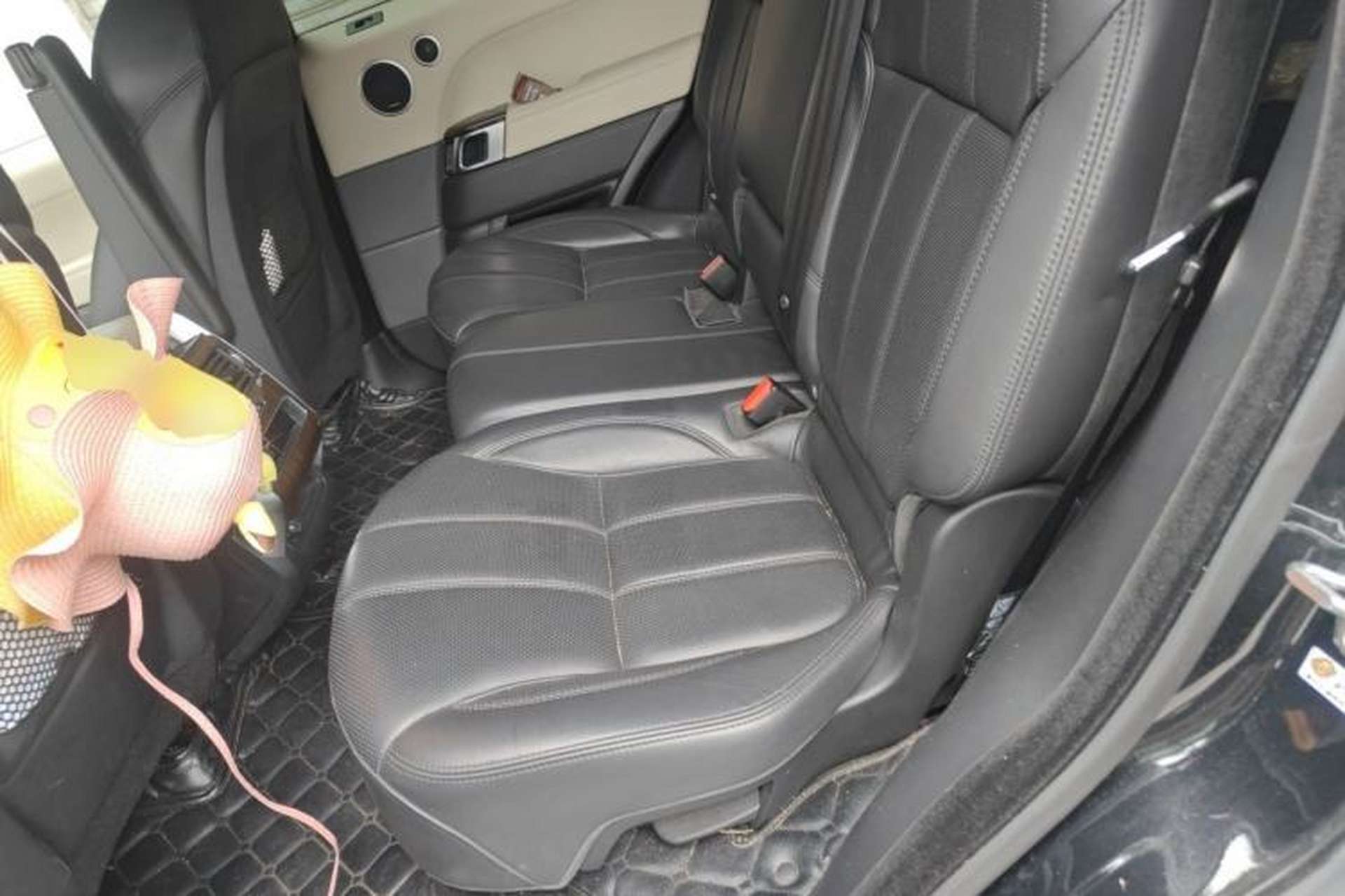 Used Land Rover Range Sport  Left Rear Seat