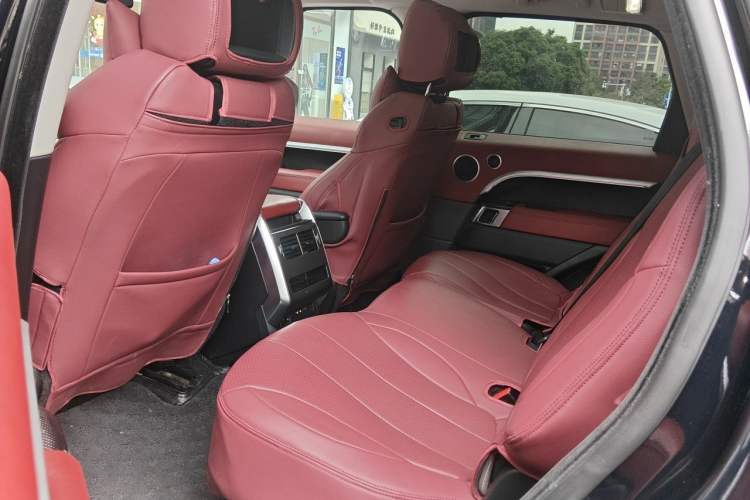 Used Land Rover Range Sport 2015 3.0 SC V6 HSE DYNAMIC Left Rear Seat