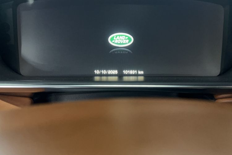 Used Land Rover Range Sport 2015 3.0 SC V6 HSE DYNAMIC Odometer Close Up