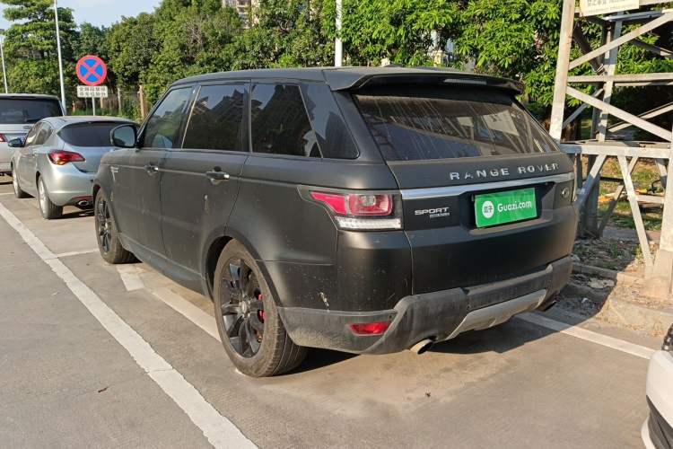 Used Land Rover Range Sport 2015 3.0 SC V6 HSE Rear Left 45 Deg
