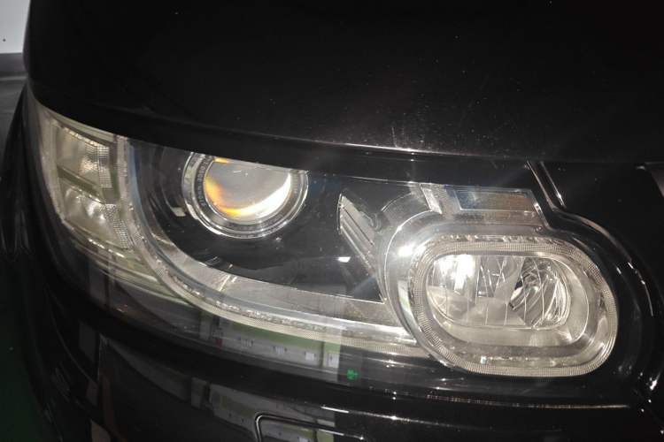 Used Land Rover Range Sport 2015 3.0 SDV6 HSE Right Front Headlight