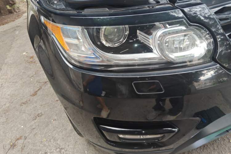 Used Land Rover Range Sport  Right Front Headlight