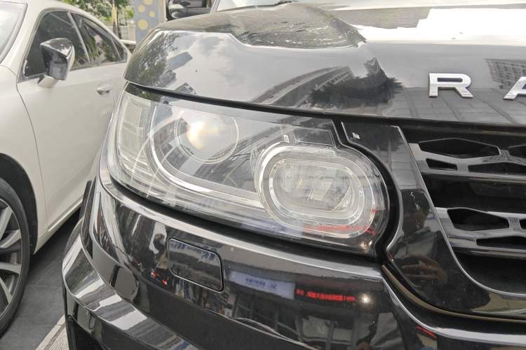 Used Land Rover Range Sport 2015 3.0 SC V6 HSE DYNAMIC Right Front Headlight