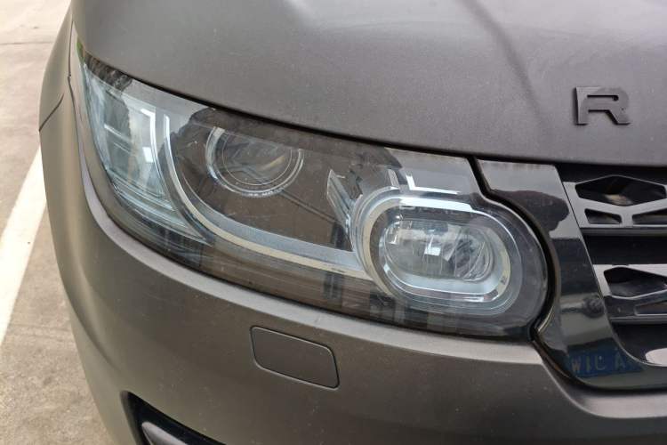 Used Land Rover Range Sport 2015 3.0 SC V6 HSE DYNAMIC Right Front Headlight