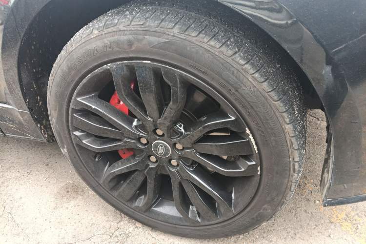 Used Land Rover Range Sport 2015 3.0 SDV6 HSE DYNAMIC Right Front Wheel Hub