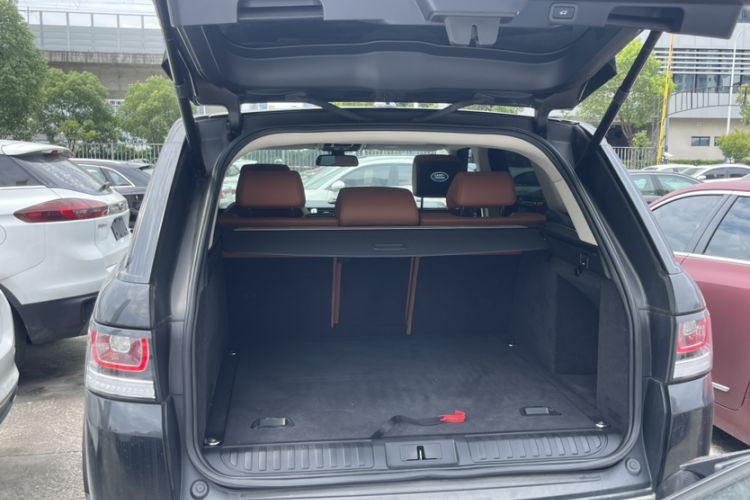 Used Land Rover Range Sport 2015 3.0 SC V6 HSE DYNAMIC Trunk