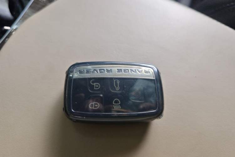 Used Land Rover Range Sport  Vehicle Key