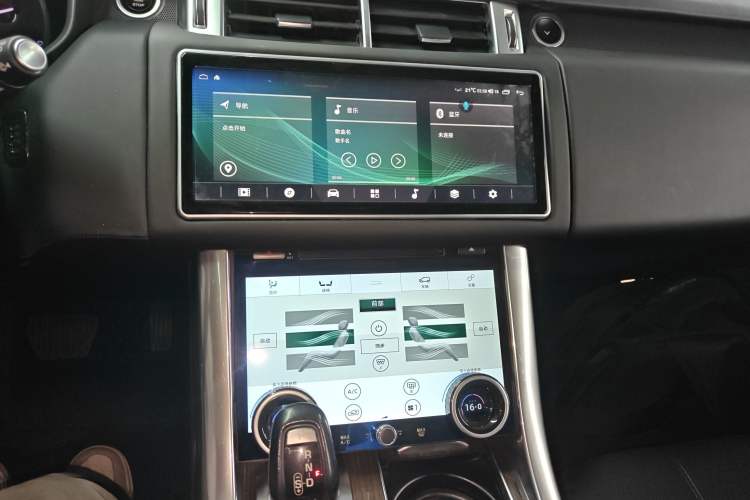 Used Land Rover Range Sport 2015 3.0 SC V6 HSE Audio And AC Panel
