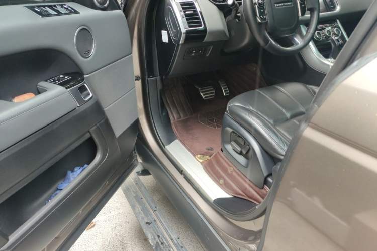 Used Land Rover Range Sport  Driver Seat
