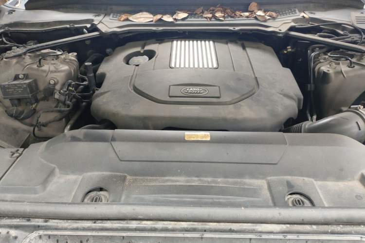 Used Land Rover Range Sport  Engine Bay
