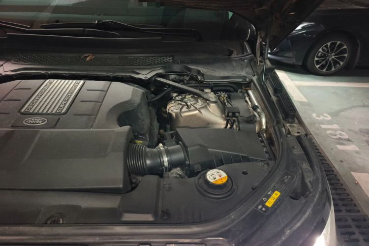 Used Land Rover Range Sport 2015 3.0 SC V6 HSE DYNAMIC Engine Bay Left