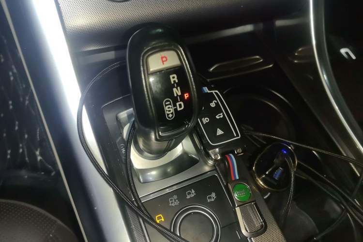 Used Land Rover Range Sport 2015 3.0 SC V6 HSE DYNAMIC Gear Lever