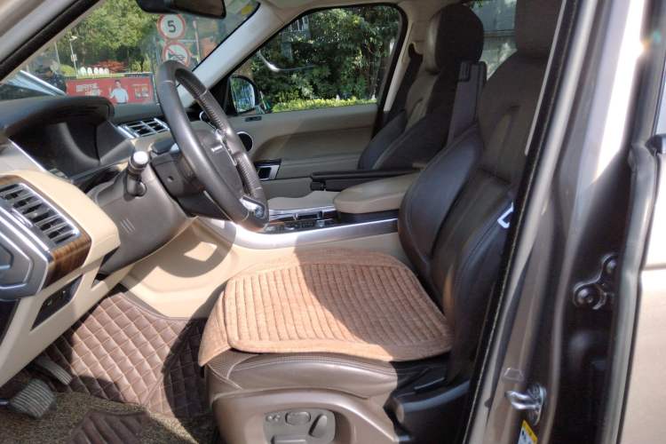 Used Land Rover Range Sport 2015 3.0 SDV6 HSE Left Front Seat