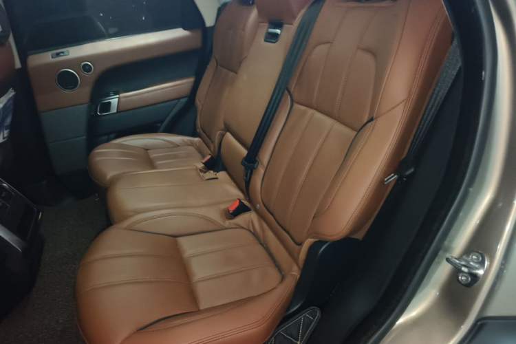 Used Land Rover Range Sport 2015 3.0 SC V6 HSE DYNAMIC Left Rear Seat