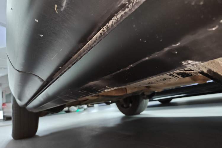 Used Land Rover Range Sport 2015 3.0 SC V6 HSE Left Side Sill