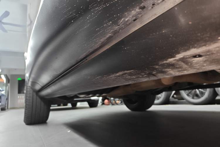Used Land Rover Range Sport 2015 3.0 SC V6 HSE Right Side Sill