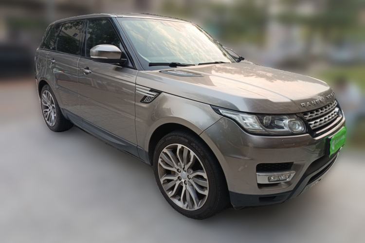 Used Land Rover Range Sport 2015 3.0 SDV6 HSE Front Right 45 Deg