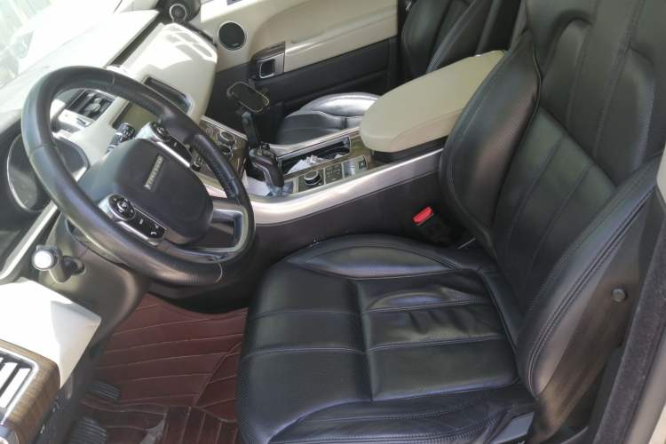 Used Land Rover Range Sport 2015 3.0 SC V6 HSE Left Front Seat