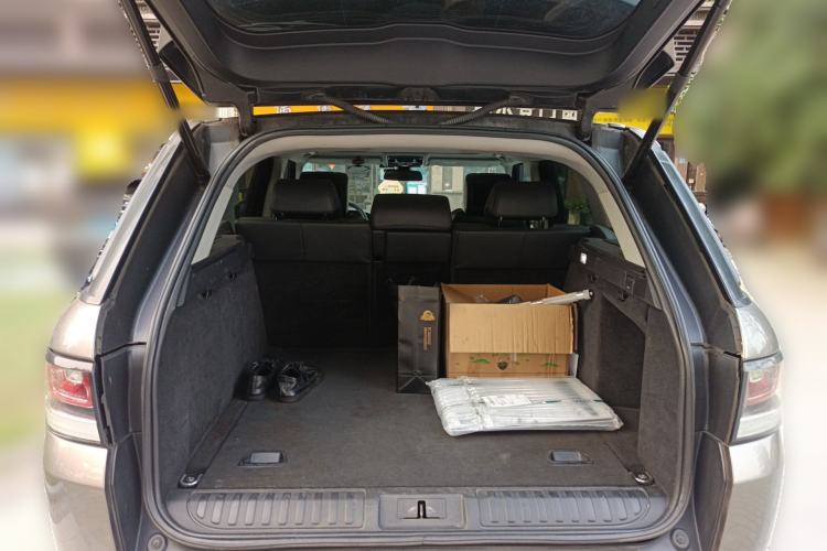 Used Land Rover Range Sport 2015 3.0 SDV6 HSE Trunk