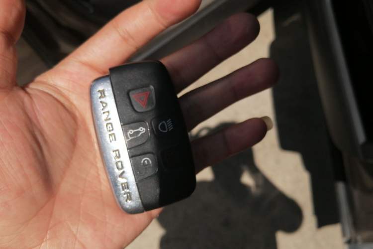 Used Land Rover Range Sport 2015 3.0 SC V6 HSE Vehicle Key