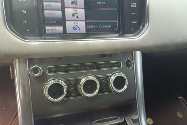 Used Land Rover Range Sport 2015 3.0 SC V6 HSE DYNAMIC Audio And AC Panel