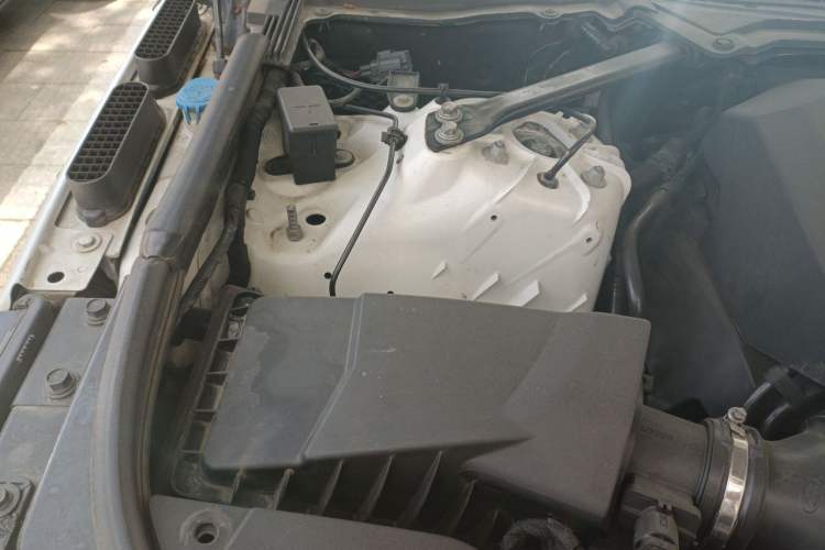 Used Land Rover Range Sport 2015 3.0 SC V6 HSE DYNAMIC Engine Bay Right