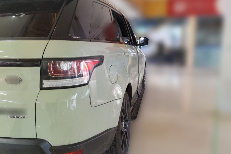 Used Land Rover Range Sport 2015 3.0 SDV6 HSE Rear Right 45 Deg