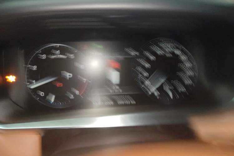Used Land Rover Range Sport 2015 3.0 SC V6 HSE DYNAMIC Instrument Cluster